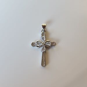 Pretty Bird Jewelry White Gold Plated Cross Pendant With CZ Stones